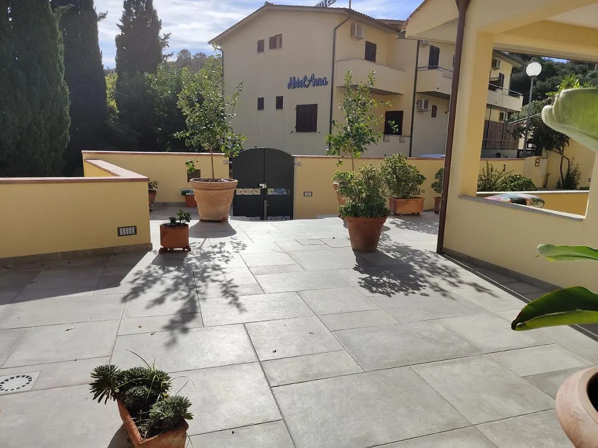 Hotel Anna Fetovaia 3*,  Italien