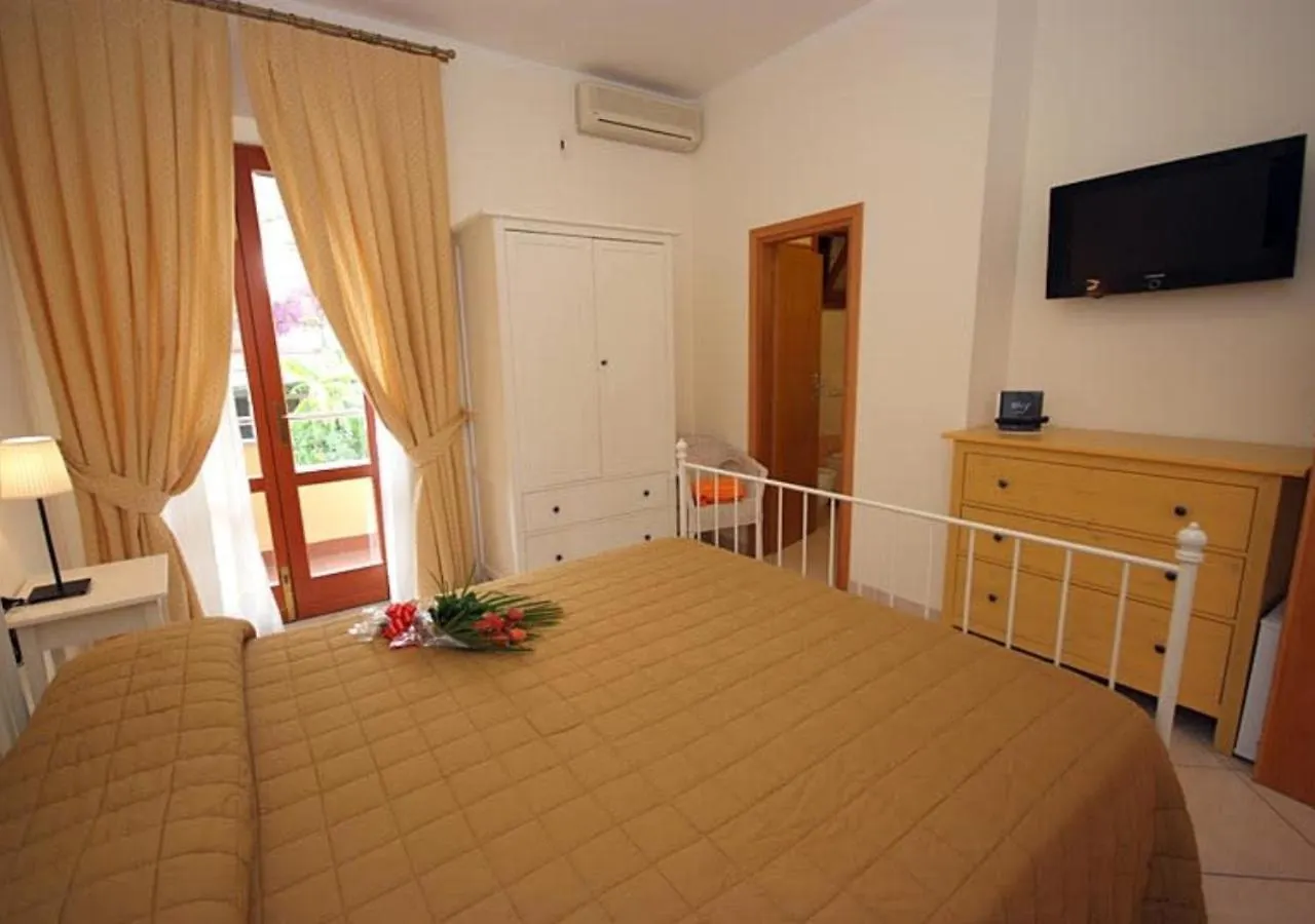 Hotel Anna Fetovaia