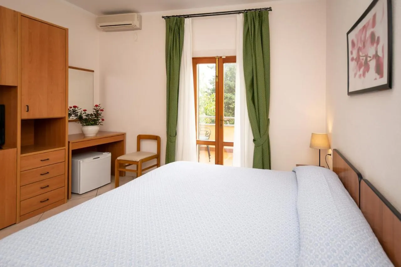 Hotel Anna Fetovaia Italien